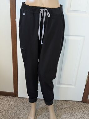 Figs Zamora Technical Collection Black Scrub Joggers with Gray Drawstring-Large